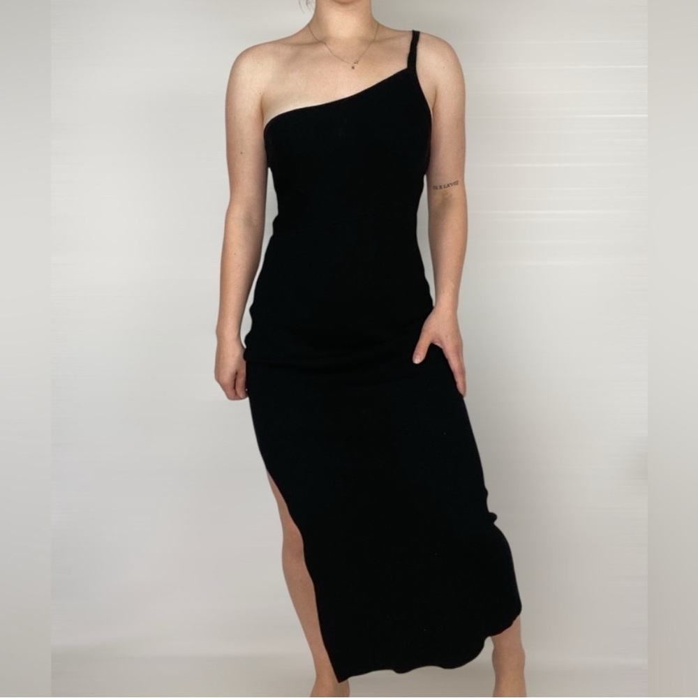 House of Harlow 1960 Black One-Shoulder Dress